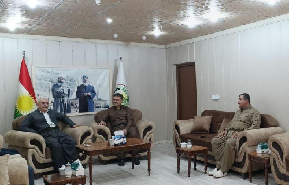 سەردانی کۆمەڵەی شۆرشگێڕی زەحمەتكێشانی كوردستانی ئێران بۆ سازمانی خەبات ی كوردستانی ئێران 